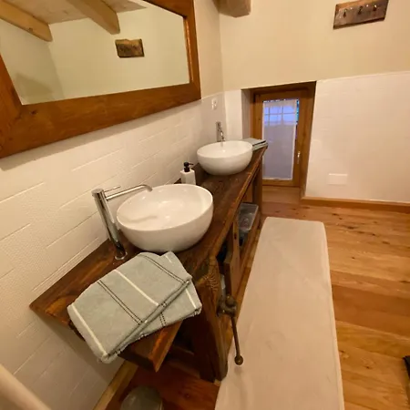 Bed & Breakfast La Meizun De Charles Salza di Pinerolo