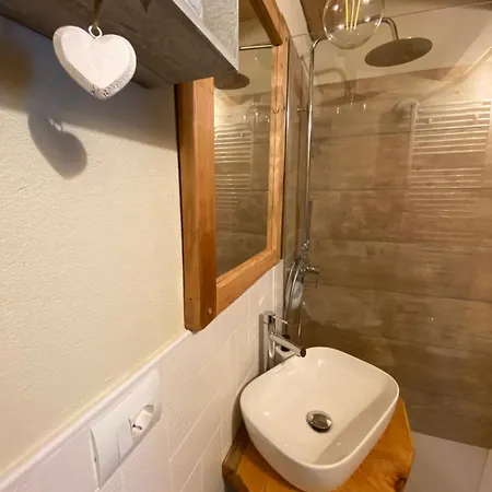 La Meizun De Charles Bed & Breakfast