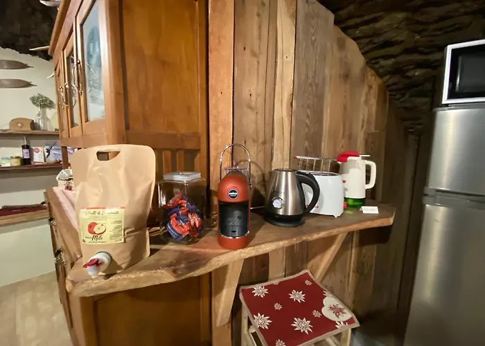 ベッド・アンド・ブレックファスト La Meizun De Charles 3*