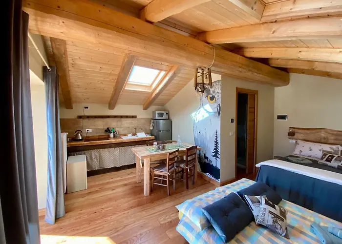 La Meizun De Charles Salza di Pinerolo